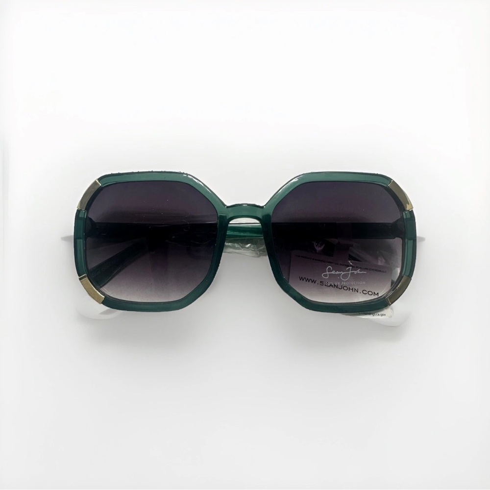Sean John Emerald Green Vintage Retro Style Sunglasses w/ Gradient UV Lenses NWT